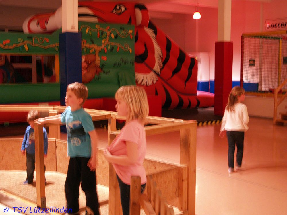 Weihnachtsfeier im Funpark Großen Linden 2012_32