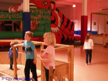 Weihnachtsfeier im Funpark Großen Linden 2012_32