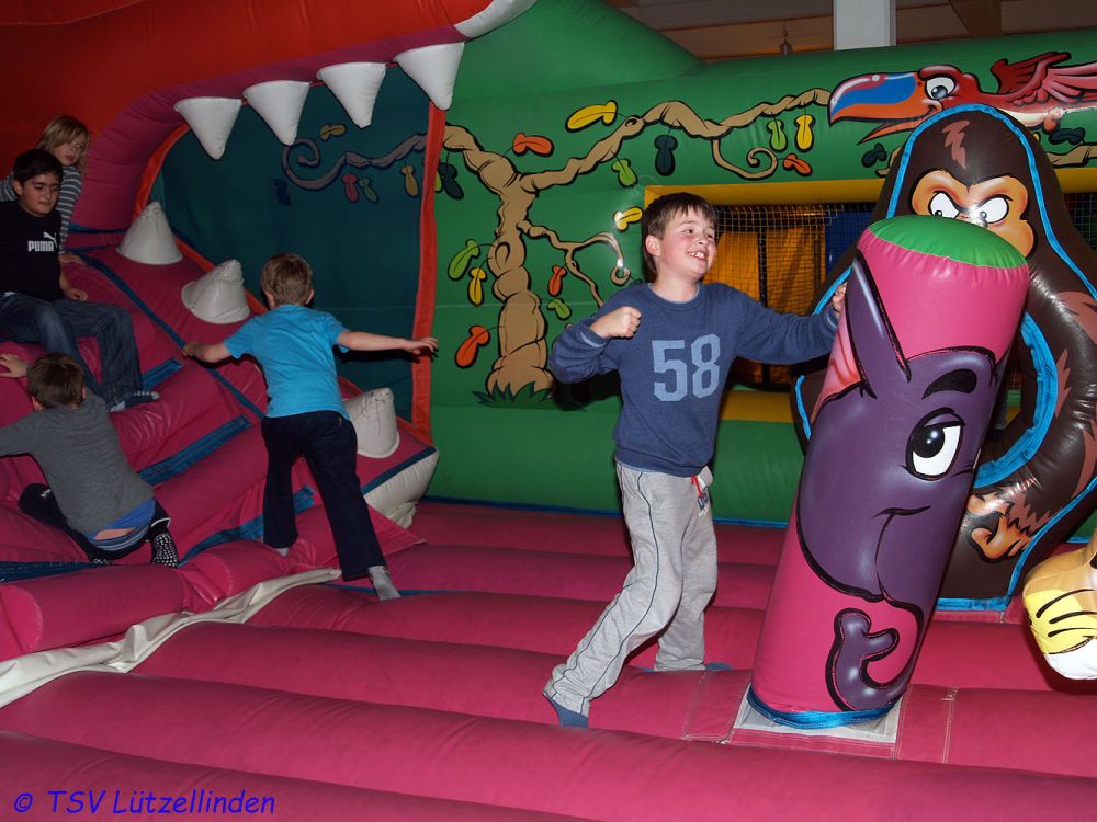 Weihnachtsfeier im Funpark Großen Linden 2012_44