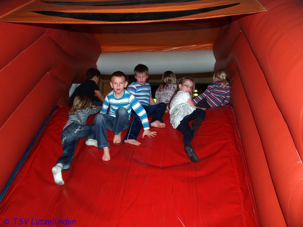 Weihnachtsfeier im Funpark Großen Linden 2012_50