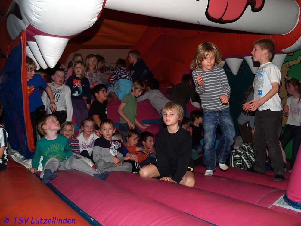 Weihnachtsfeier im Funpark Großen Linden 2012_53