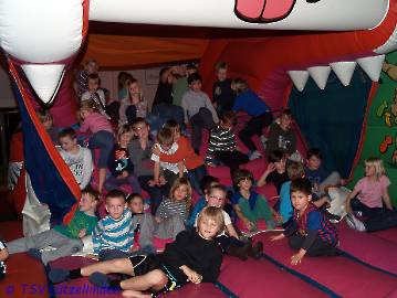 Weihnachtsfeier im Funpark Großen Linden 2012_57