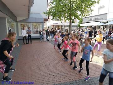 Zumba - Tag des Sports - 29.04.18_20