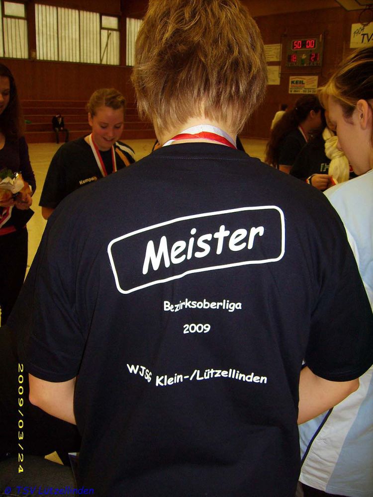 wJB 08-09_22